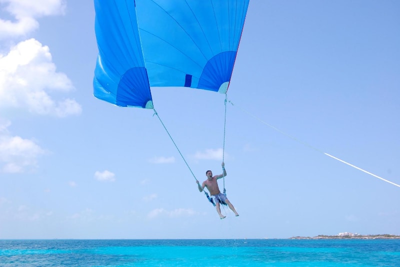 spinnaker flying - water sports 