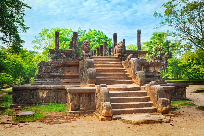 Polonnaruwa Ancient City - Places to Visit in Sri Lanka