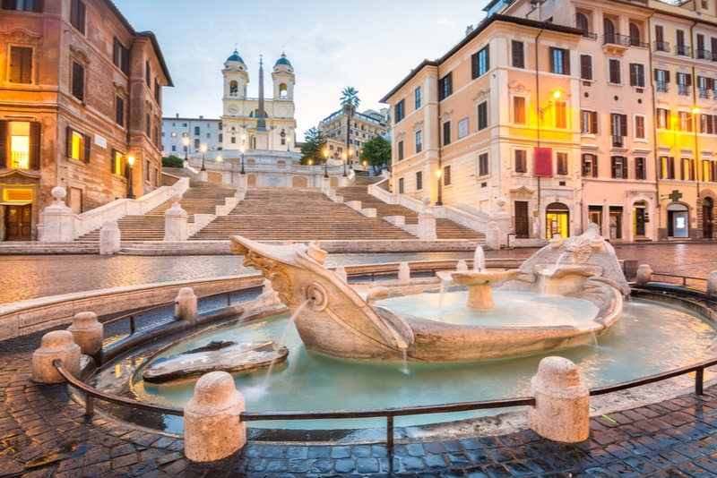 Piazza di Spagna - places to visit in Rome