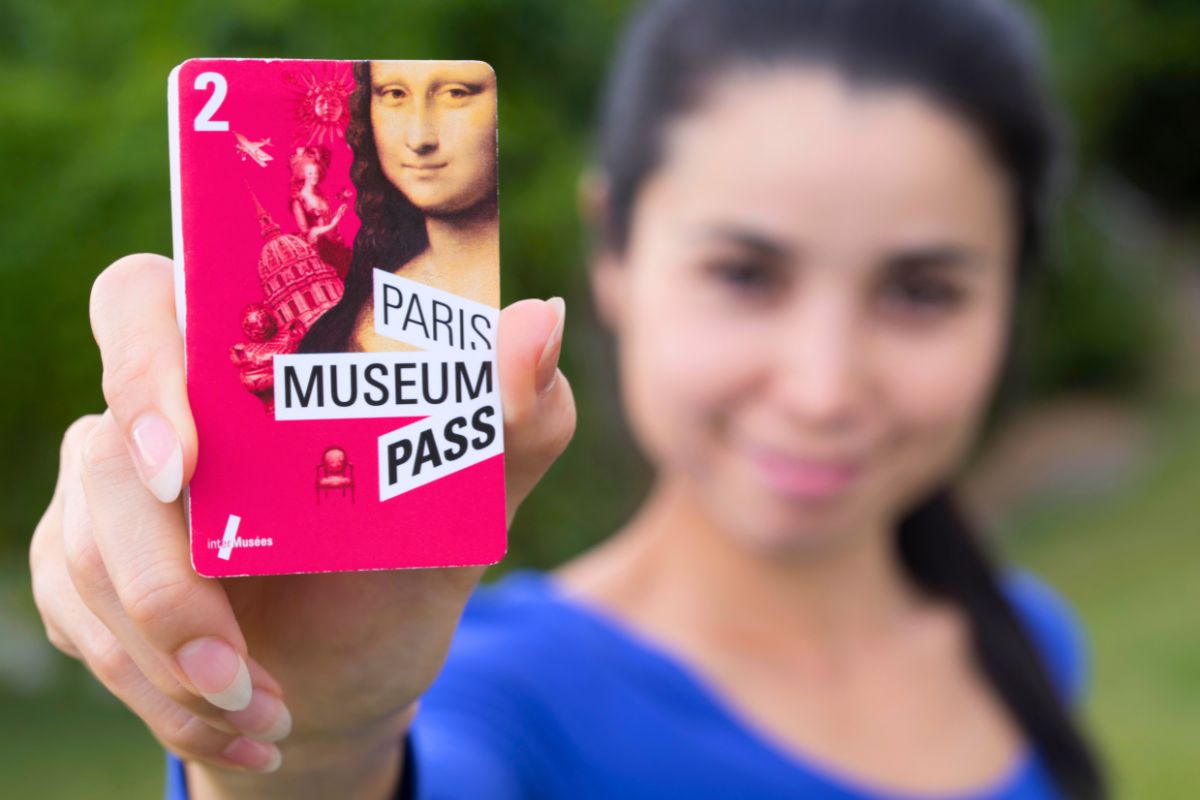 Louvre Museum tickets and Paris Pass
