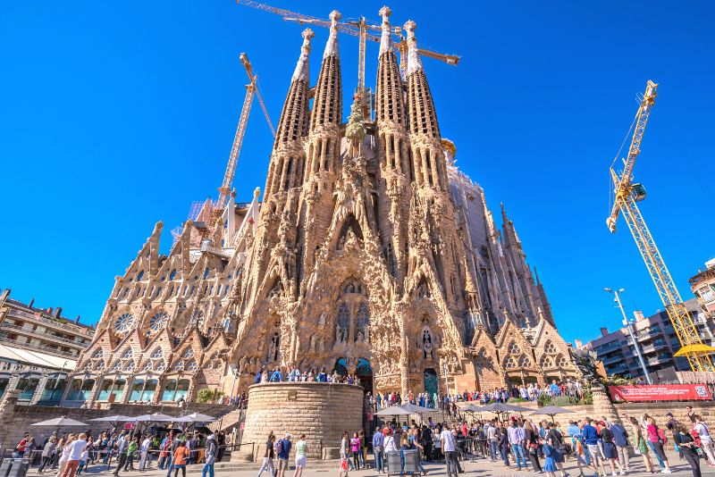 Sagrada Familia skip the line tickets