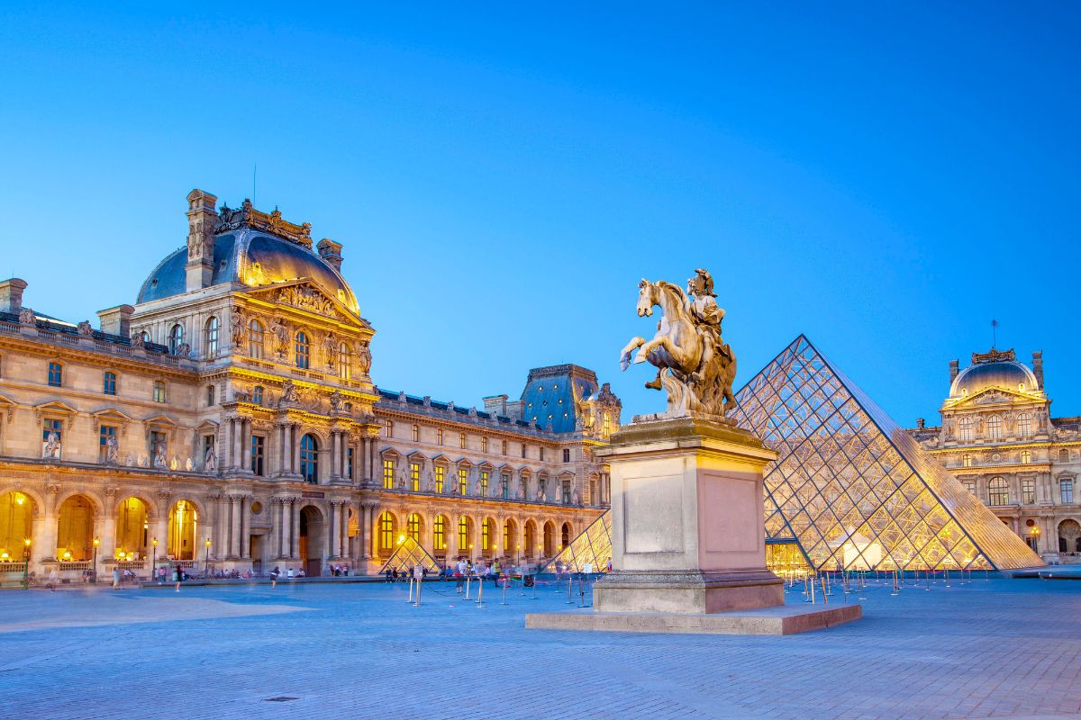 evening Louvre Museum tours