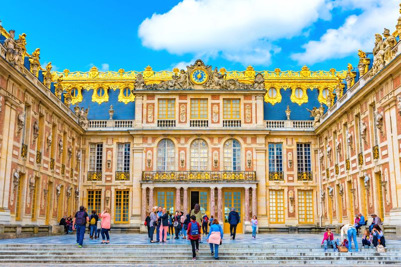free Versailles Palace tours