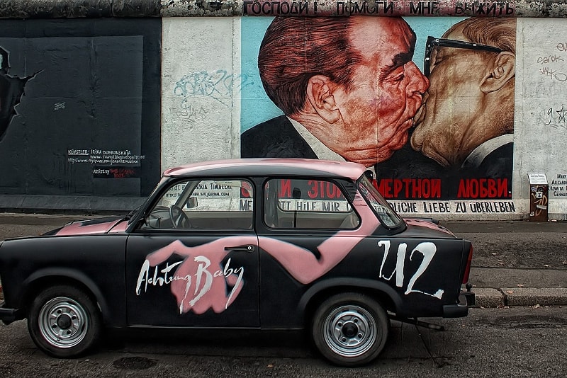 Baiser de la Fraternité, mur de Berlin - Berlin Tours – 13 visites incontournables 