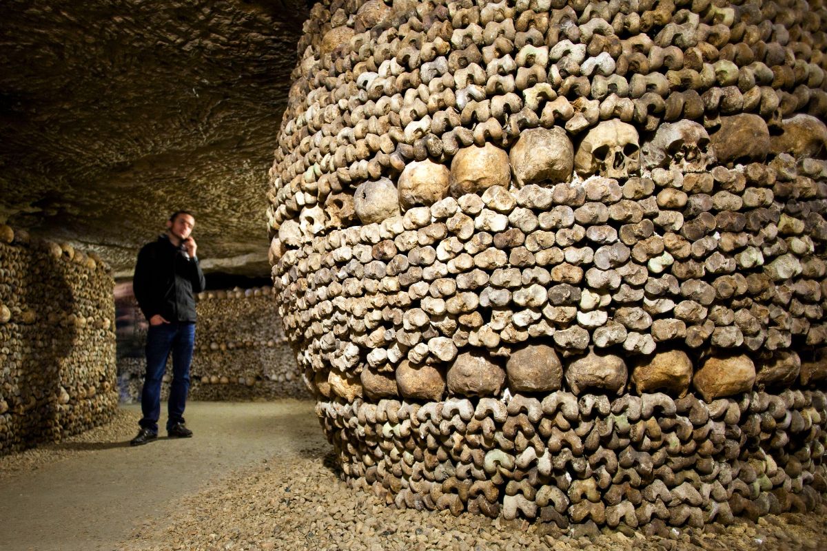 how to get to the Paris Catacombs