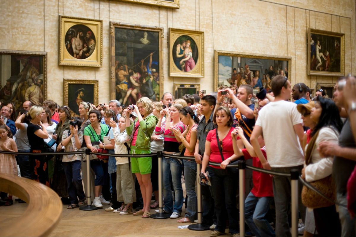 book Louvre Museum last-minute tickets when it is sold out