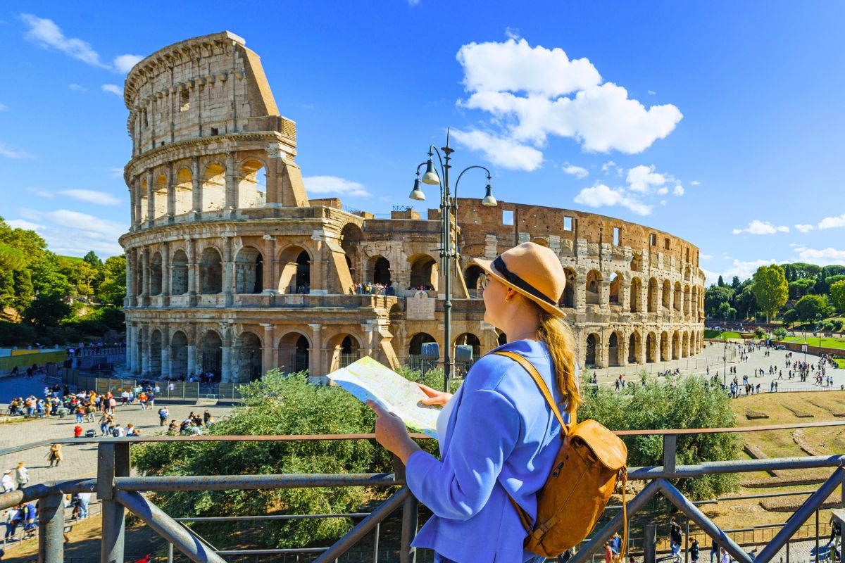 Ci sono delle visite guidate del Colosseo incluse nel Roma Pass