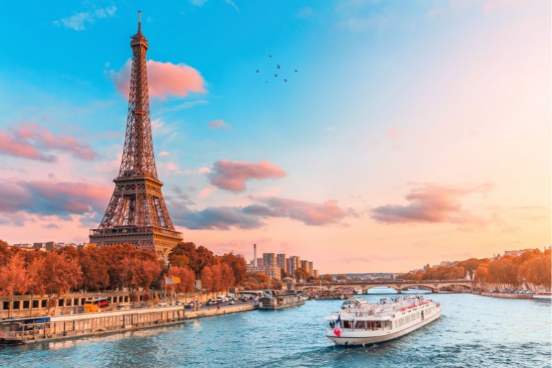 Eiffel Tower tour and Seine river cruise