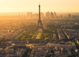 Eiffel Tower tours in Paris