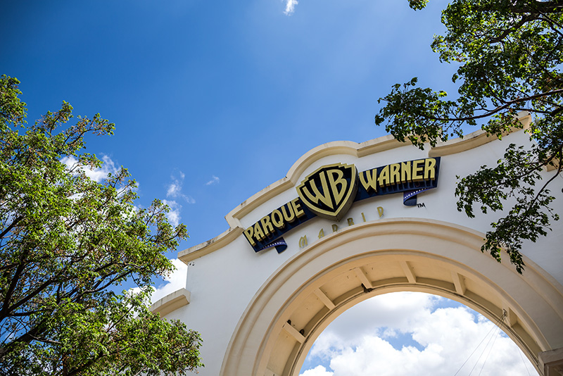 Warner Bros Park - Day Trips from Madrid