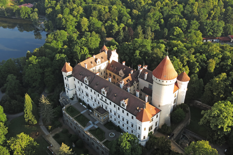 Castillo de Konopiště excursiones de un día desde Praga