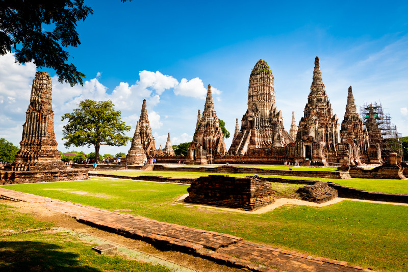 Templos de Ayutthaya en Tailandia y crucero por el río desde Bangkok