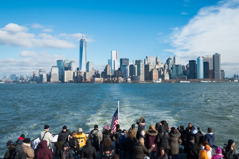 holiday boat tour nyc