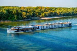 Budapest River Cruises - Which One Is Best? - TourScanner