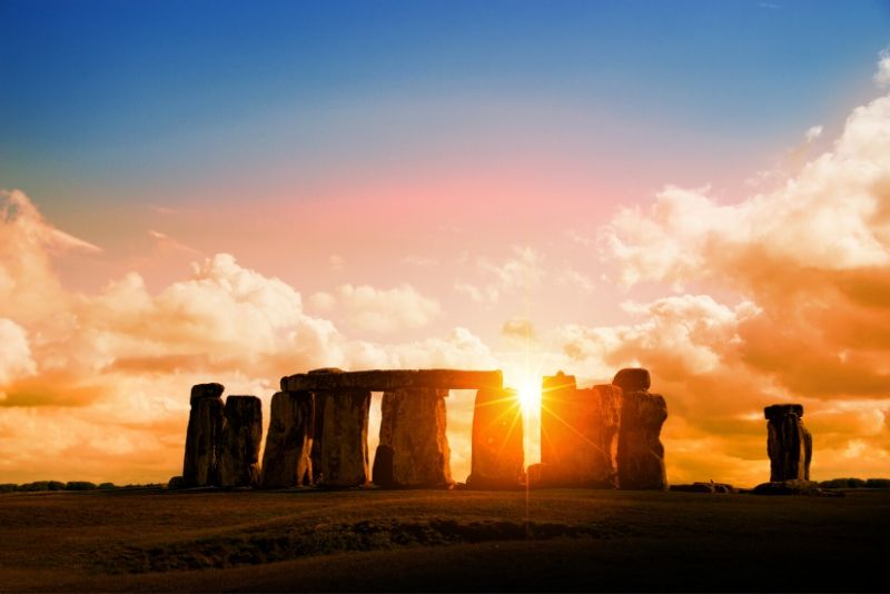 Stonehenge Special Access Evening Tour from London