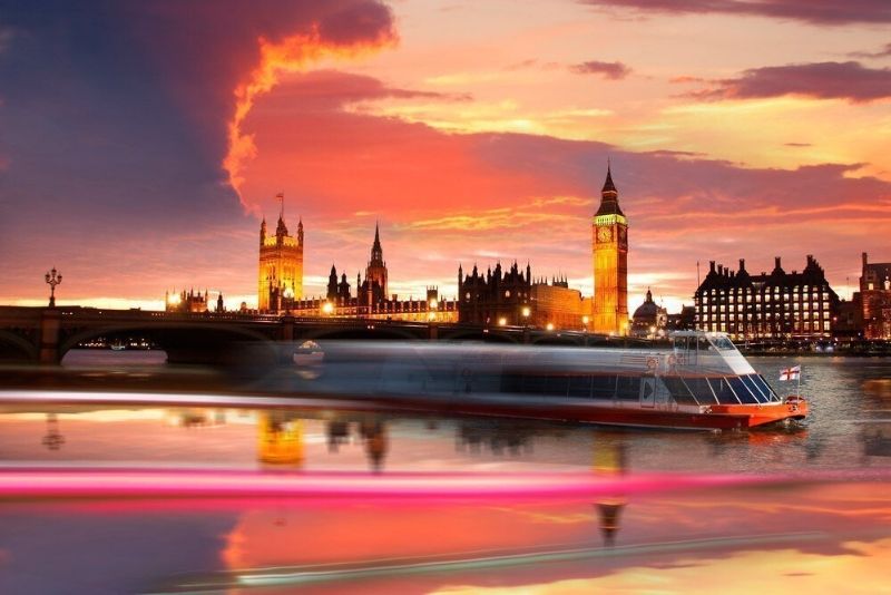 Thames Sunset Sightseeing Cruise