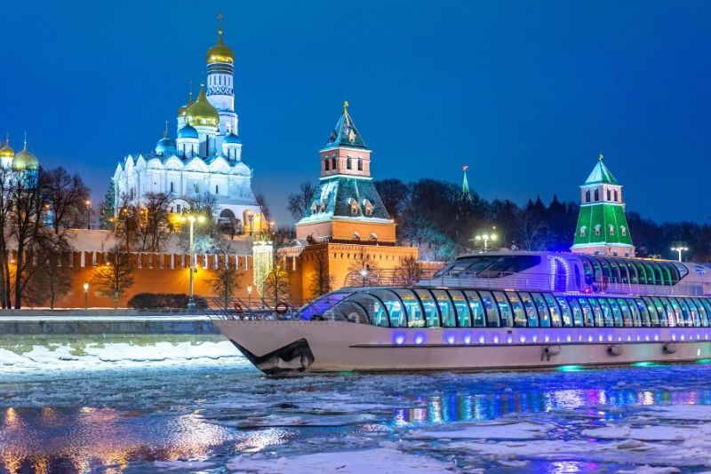 Moscow: 2.5-Hour Luxury River Cruise with Dining Option