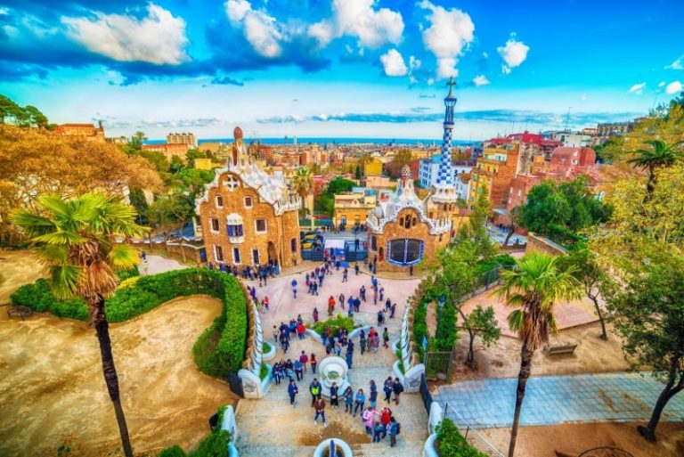 25 Best Free Walking Tours in Barcelona - TourScanner