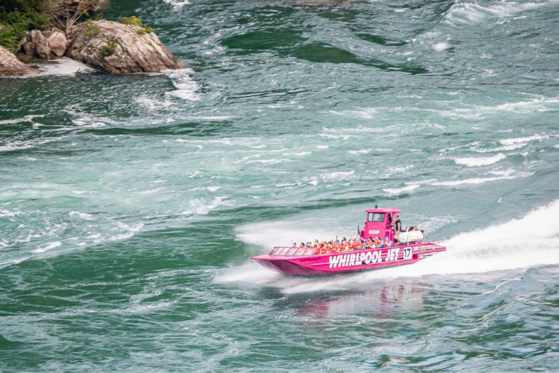 Whirlpool jet boat tours in Niagara Falls