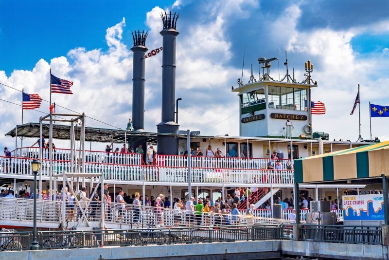 steamboat Natchez cruise travel tips