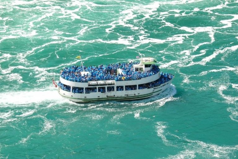 niagara falls ny boat tours hours
