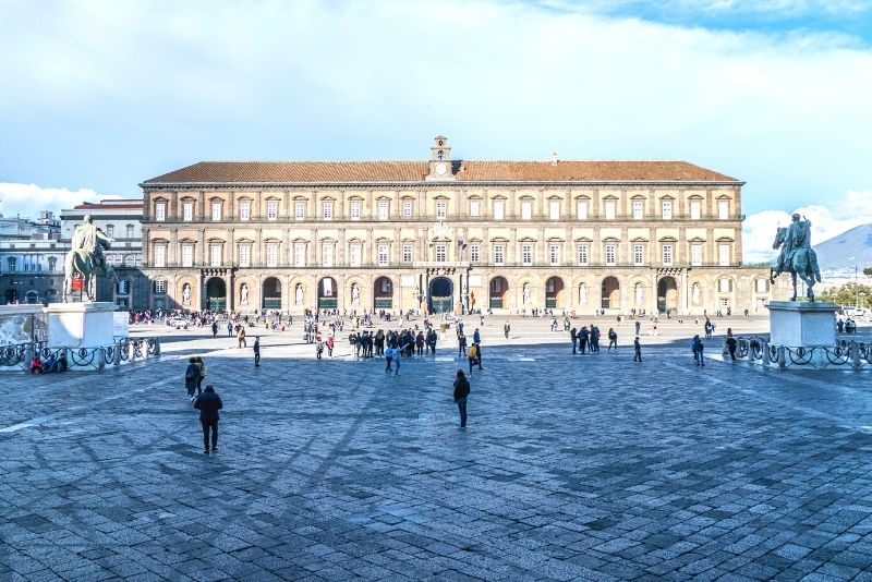 Palais royal de Naples