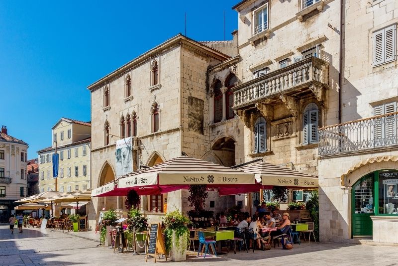 Split: Old Town Guided Bike Tour with Poljud Stadium