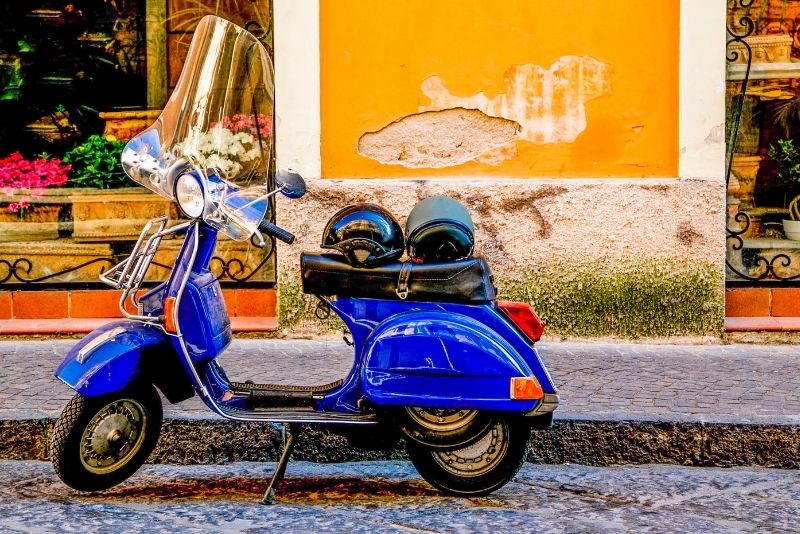 napoli vespa tour