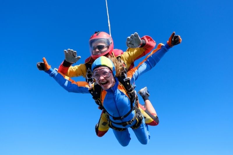 skydiving in Cairns
