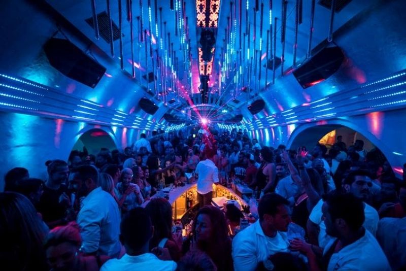 Best 3 Nightclubs in Santorini, Greece