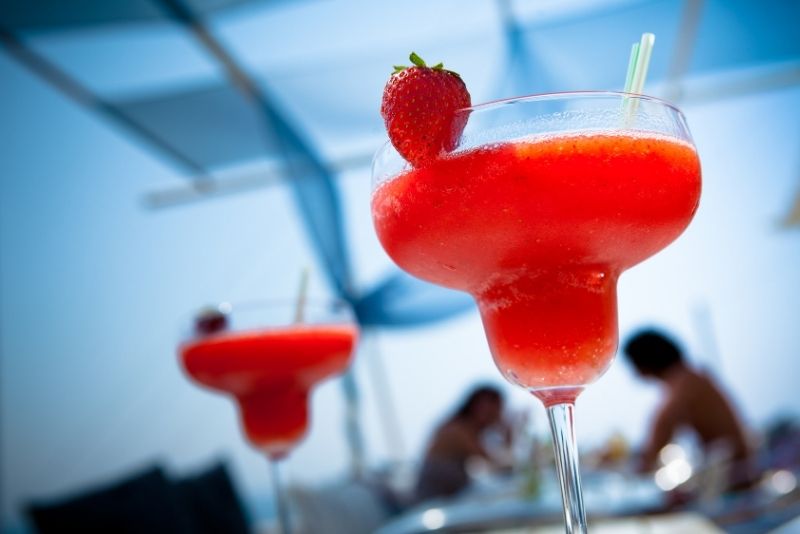 Cocktail-Lounges auf Santorin