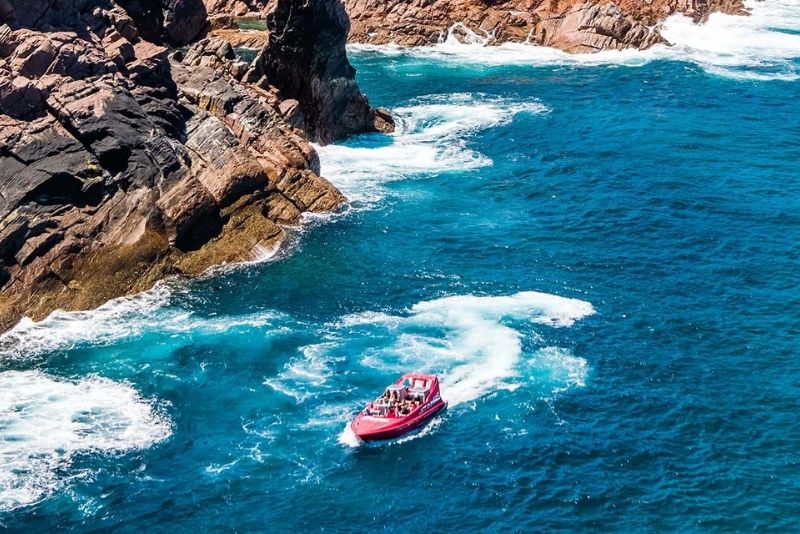 jet boat tour in Perth