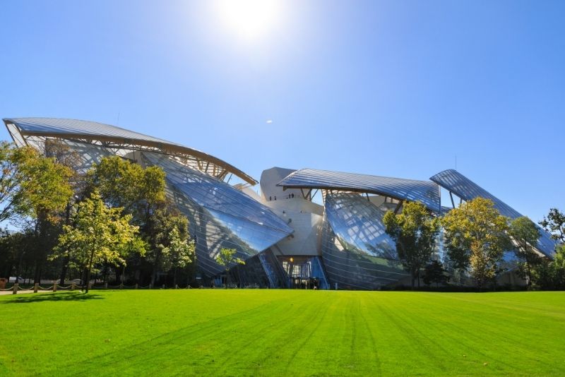 Fondations Souvenirs - Page 1 · Librairie Boutique Fondation Louis Vuitton