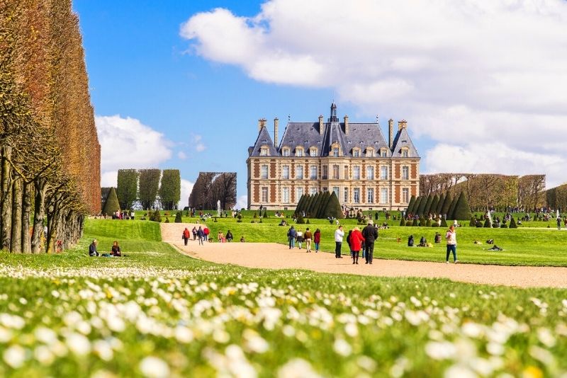 https://tourscanner.com/blog/wp-content/uploads/2021/03/Parc-de-Sceaux.jpg