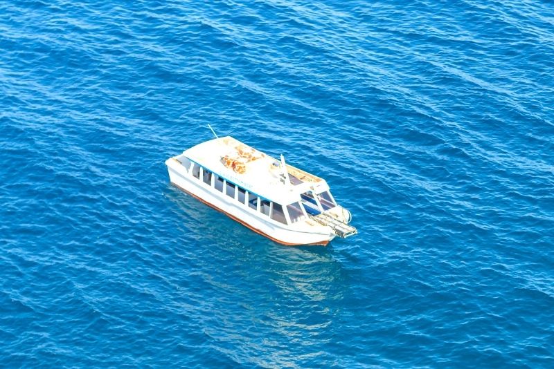 glass bottom boat tour in Waikiki