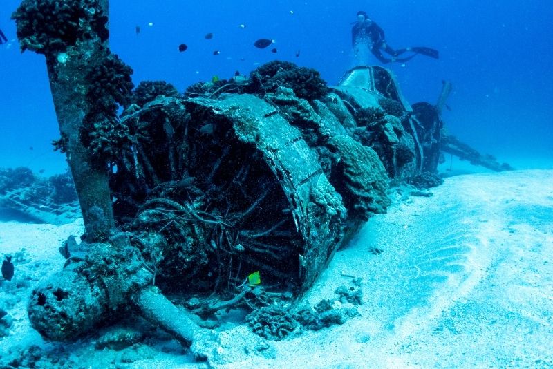 shipwreck scuba diving in Oahu