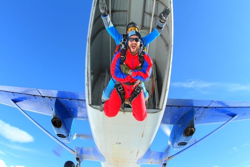 skydiving in Oahu