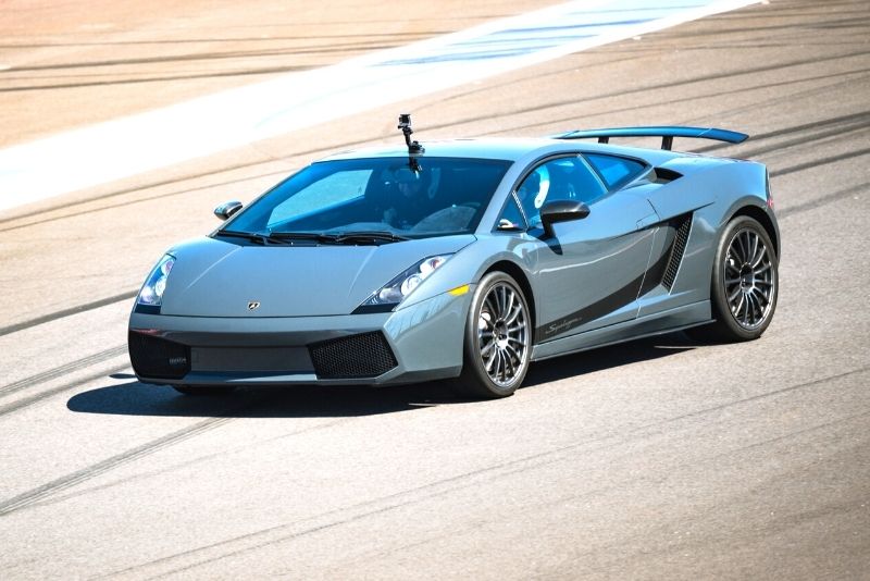supercar driving experience in Nashville