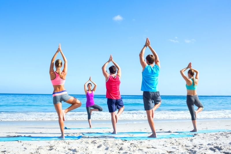 yoga on the Waikiki oceanfront