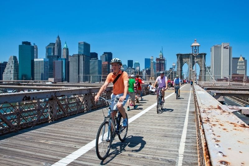 Cycle over Brooklyn Bridge
