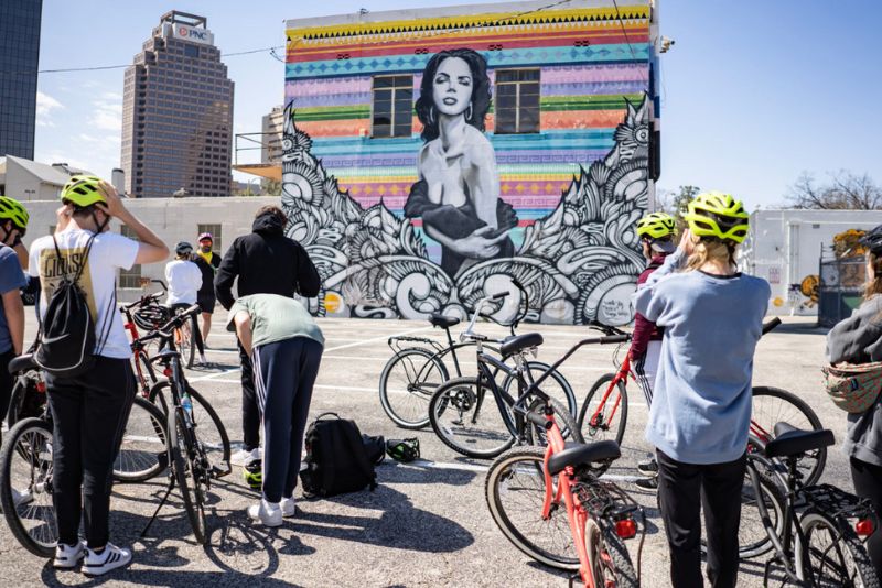 Mural Ride Bike Tour in San Antonio