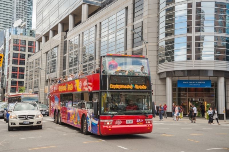 hop on bus tour toronto