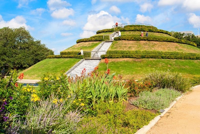 McGovern Centennial Gardens, Houston