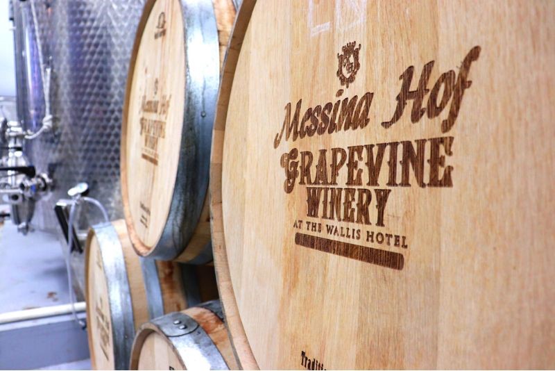 Messina Hof Grapevine Winery, Dallas
