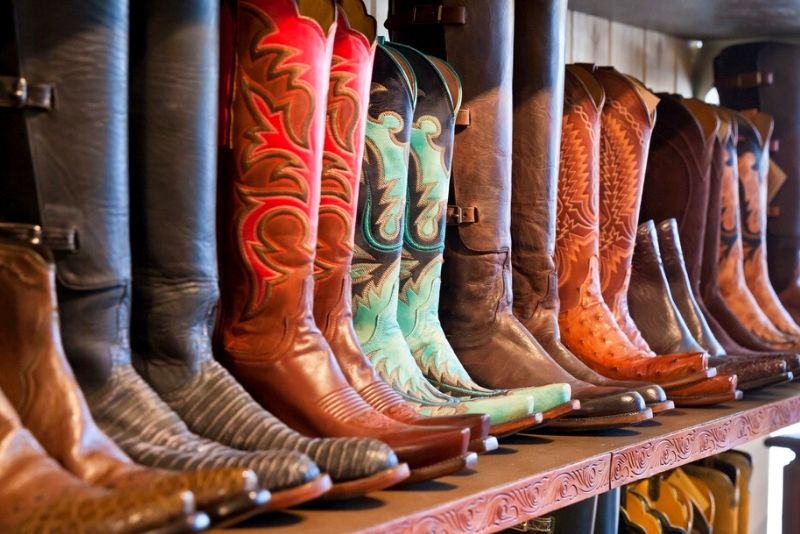 The Best Places in Dallas for Getting the Boot(s)