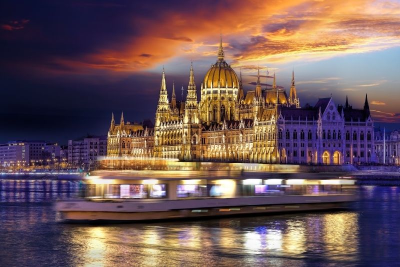 dinner cruise in Budapest