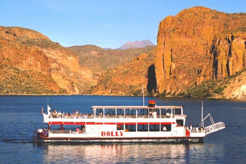 Dolly Steamboat tours in Phoenix