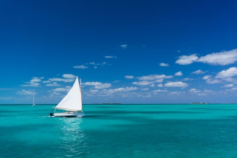 boat tours in The Bahamas