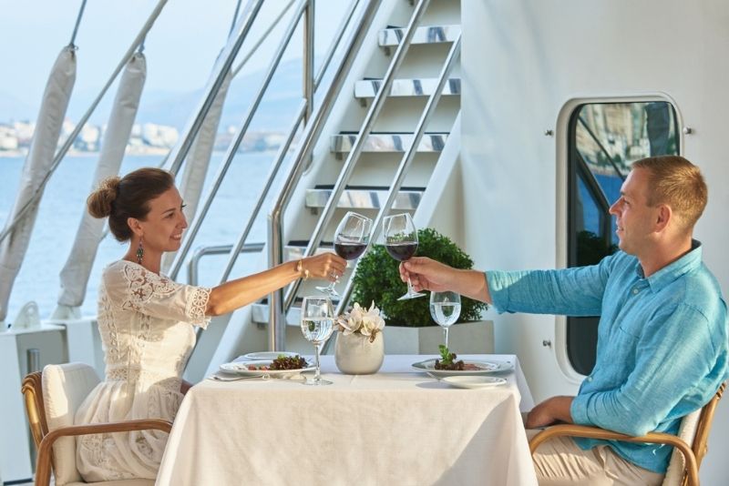 dinner cruises in Vancouver
