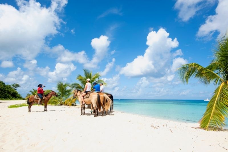 horse riding in Cozumel